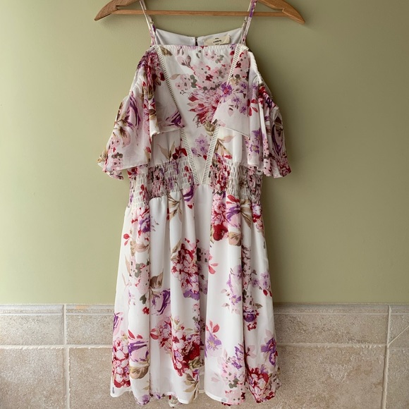 Entero Floral Dress - Picture 1 of 2